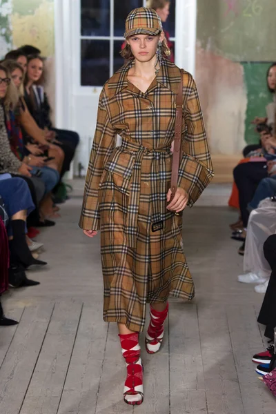 Look 73
